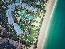 Hilton Sanya Yalong Bay Resort & Spa