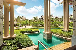 Hilton Sanya Yalong Bay Resort & Spa