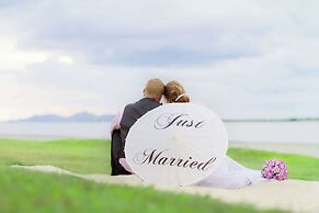 Hilton Fiji Beach Resort and Spa