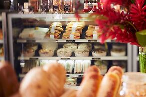 Hilton Fiji Beach Resort and Spa