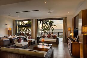 Hilton Fiji Beach Resort and Spa