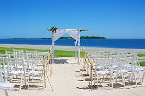 Hilton Fiji Beach Resort and Spa