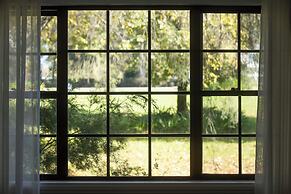 Peppers The Hills Lodge