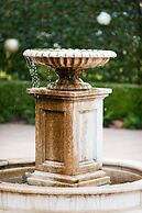 Peppers The Hills Lodge