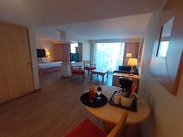 Hotel Palacio Azteca Tijuana, Trademark by Wyndham