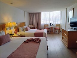 Hotel Palacio Azteca Tijuana, Trademark by Wyndham