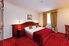 Hotel Savoy