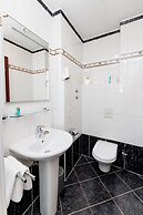 Hotel Savoy