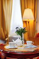 Hotel Savoy
