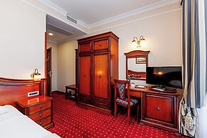 Hotel Savoy