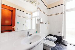 Hotel Savoy