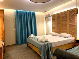 Iniohos Zante Hotel & Suites