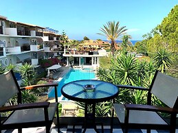 Iniohos Zante Hotel & Suites