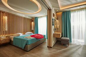 Iniohos Zante Hotel & Suites