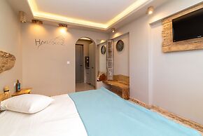 Iniohos Zante Hotel & Suites