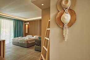 Iniohos Zante Hotel & Suites