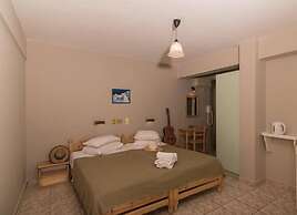 Iniohos Zante Hotel & Suites