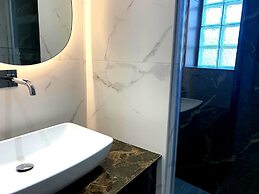 Iniohos Zante Hotel & Suites