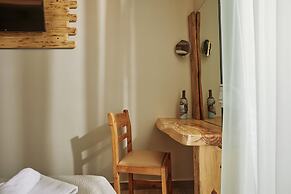 Iniohos Zante Hotel & Suites