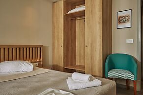 Iniohos Zante Hotel & Suites