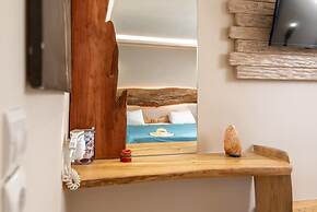 Iniohos Zante Hotel & Suites