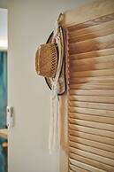 Iniohos Zante Hotel & Suites