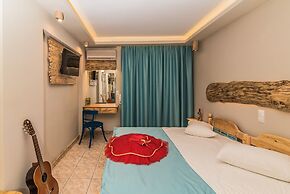 Iniohos Zante Hotel & Suites