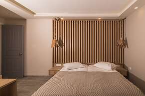 Iniohos Zante Hotel & Suites