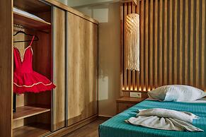 Iniohos Zante Hotel & Suites