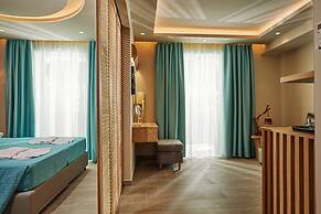 Iniohos Zante Hotel & Suites