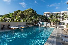 Iniohos Zante Hotel & Suites