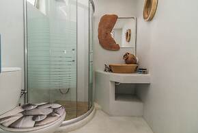 Iniohos Zante Hotel & Suites