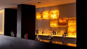 Victoria Palace Hotel