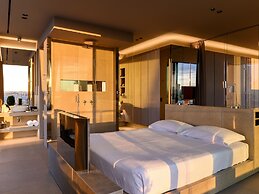 Victoria Palace Hotel