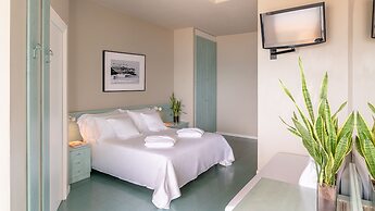 Victoria Palace Hotel