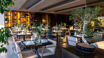 Victoria Palace Hotel