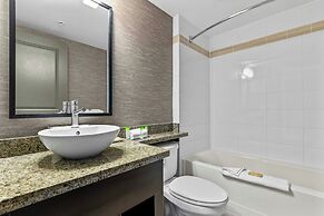 Sandman Hotels & Suites Calgary West