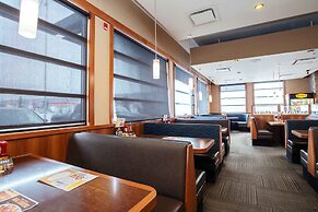 Sandman Hotels & Suites Calgary West