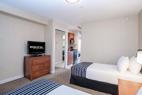 Sandman Hotels & Suites Calgary West