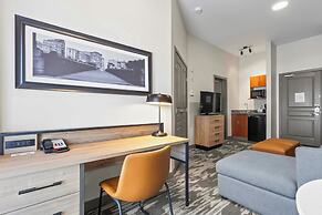 Sandman Hotels & Suites Calgary West