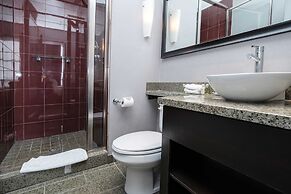 Sandman Hotels & Suites Calgary West