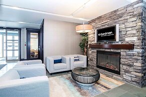Sandman Hotels & Suites Calgary West