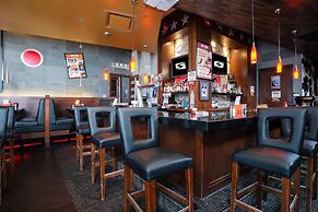 Sandman Hotels & Suites Calgary West