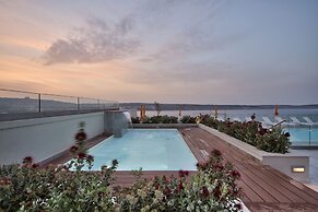 Luna Holiday Complex