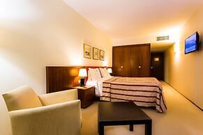 Santana Hotel & Spa