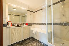 Saigon Domaine Luxury Residences