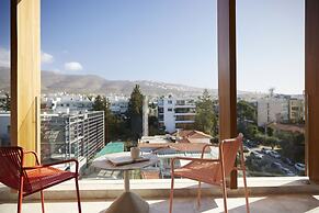 Dusit Suites Athens