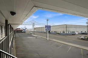 Astoria Rivershore Motel