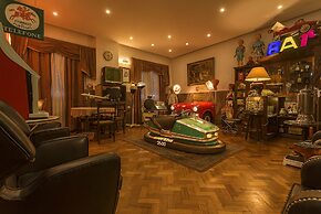 Pão de Açúcar – Vintage Bumper Car Hotel