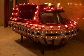 Pão de Açúcar – Vintage Bumper Car Hotel